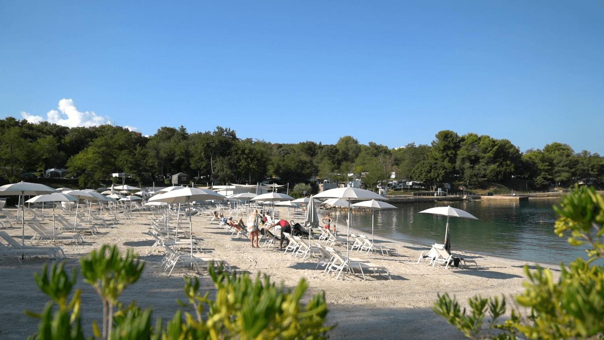 Holiday park Easyatent Mobile Bijela Uvala 4*