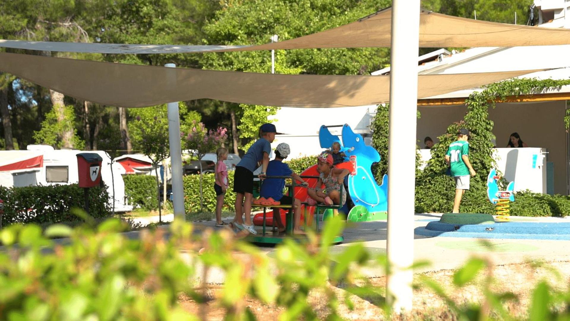 Holiday park Easyatent Mobile Bijela Uvala 4*