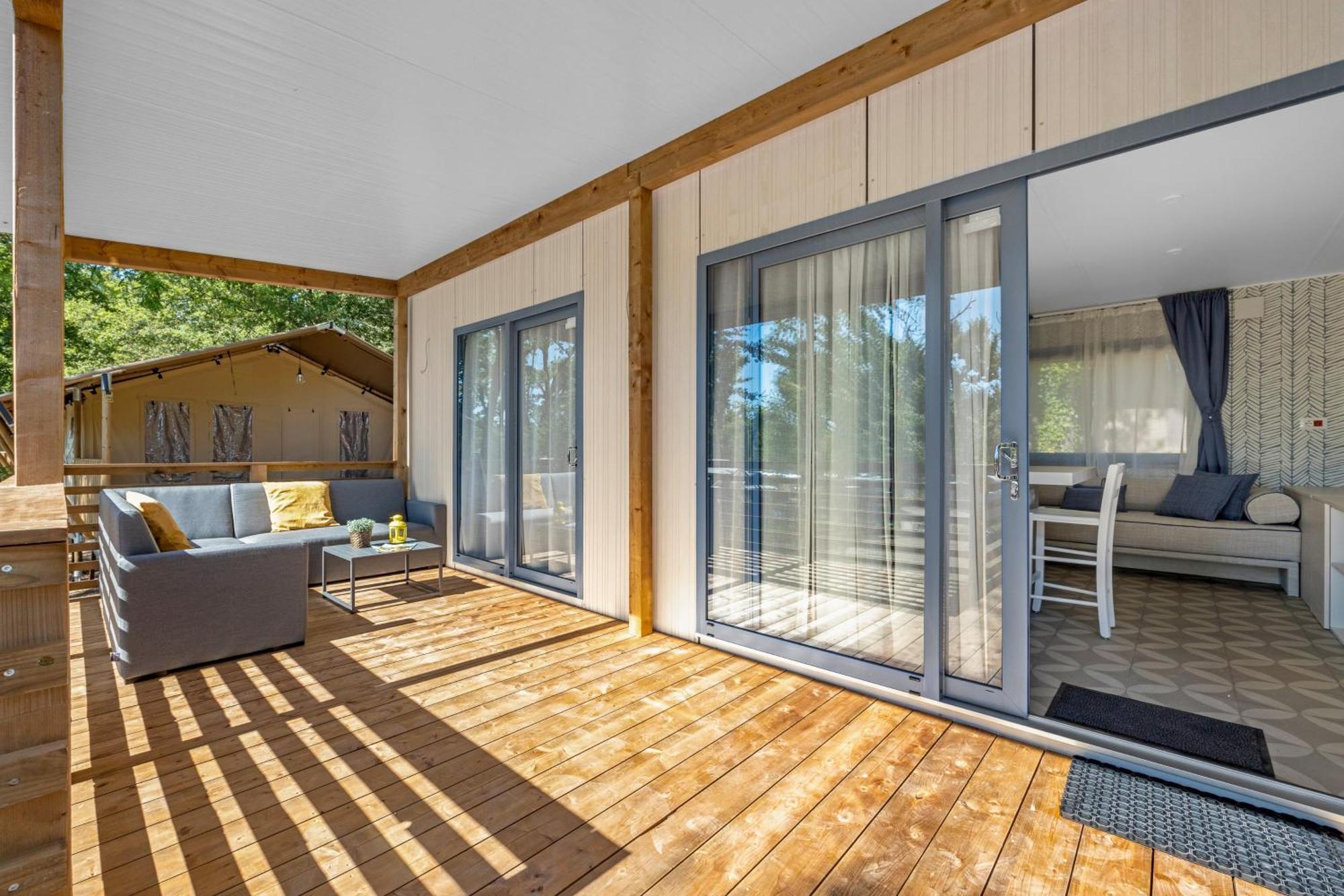 Holiday park Easyatent Mobile Bijela Uvala 4*
