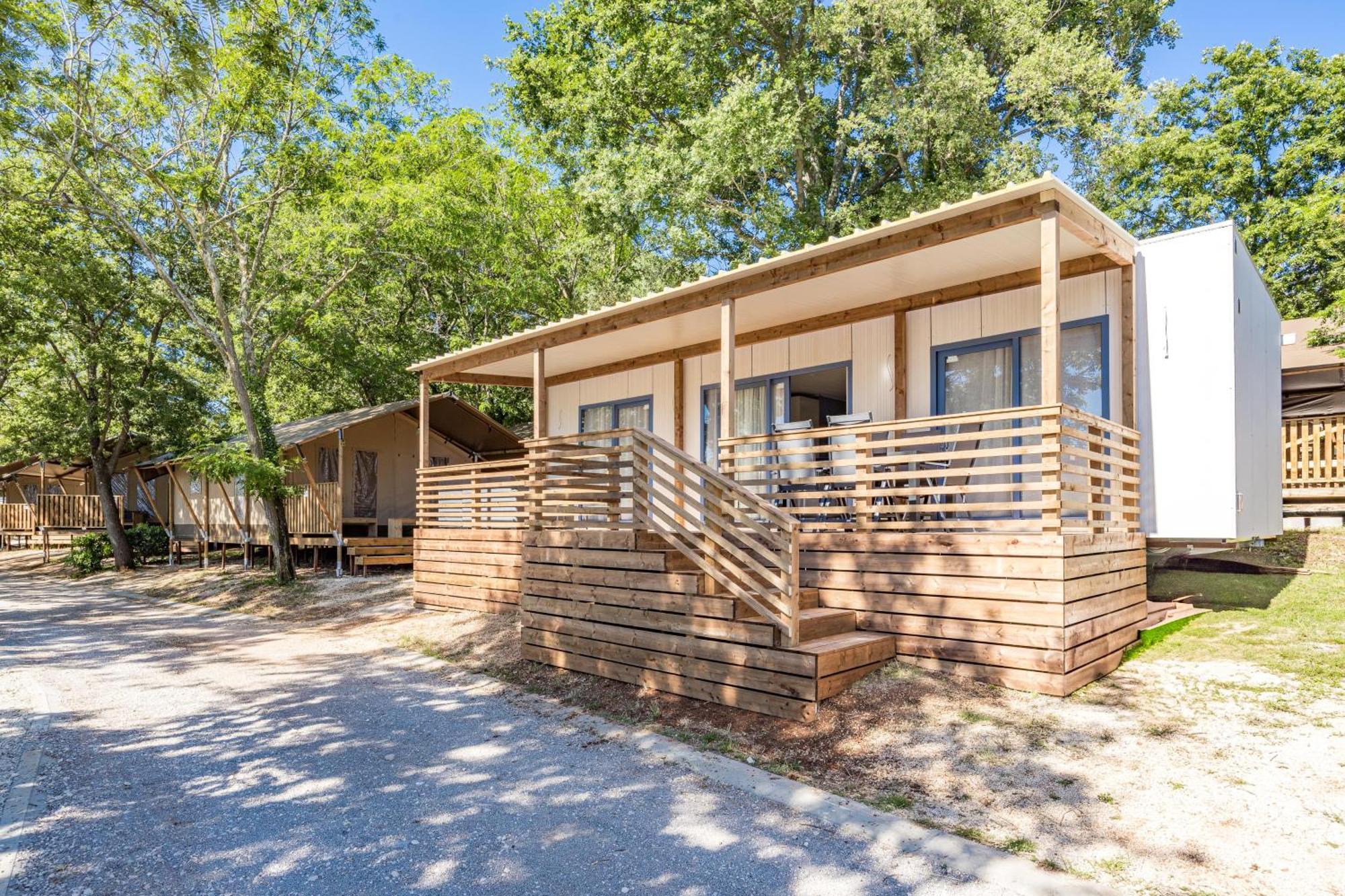 Holiday park Easyatent Mobile Bijela Uvala 4*