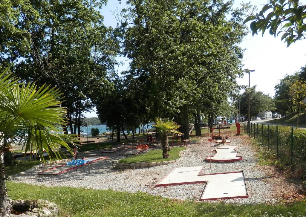 Easyatent Mobile Bijela Uvala Holiday park 4*